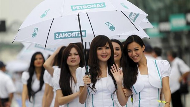 ep aazafatasla formula 1malasia