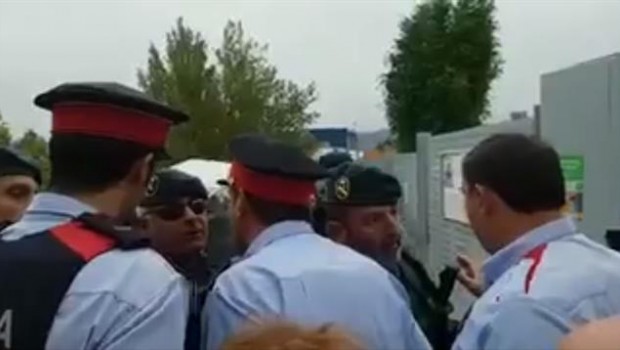 ep agenteslos mossos desquadradeguardia civilencaran durante1-o