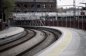 ep anden de la estacion de renfe de mendez alvaro en madrid