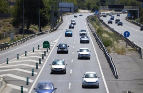 ep archivo   circulacion de vehiculos en una autovia