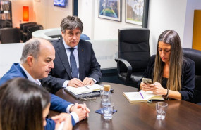 ep archivo   i d el secretario general de junts jordi turull el lider de junts carles puigdemont y