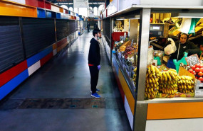 ep archivo un cliente compra en un mercado ep archivo un cliente compra en un mercado