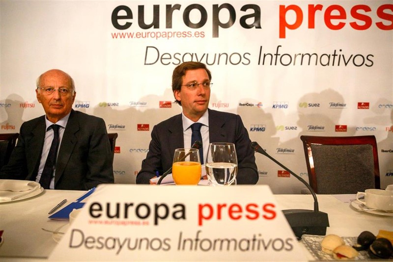 El alcalde de Madrid, José Luis Martínez-Almeida, durante un desayuno de Europa Press. | Ricardo Rubio - Europa Press ep el alcalde de madrid jose luis martinez-almeida 1d durante un desayuno de europa press