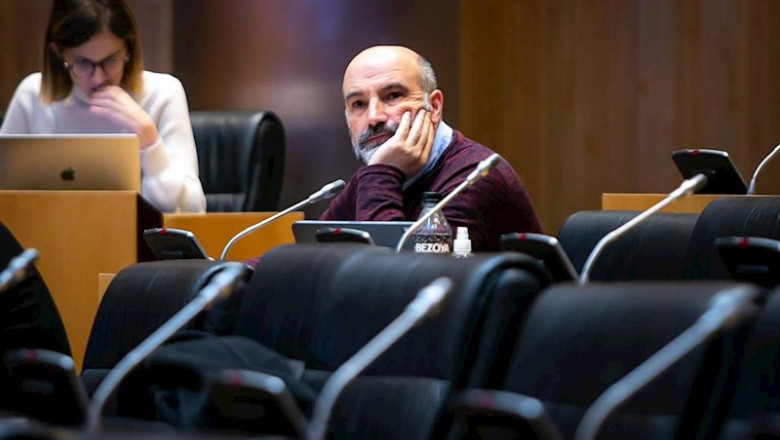 ep el diputado del bng nestor rego grupo plural durante la comparecencia de la ministra de trabajo y