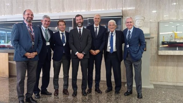 ep el director general de la marina mercante benito nunez quien lidero la delegacion espanola