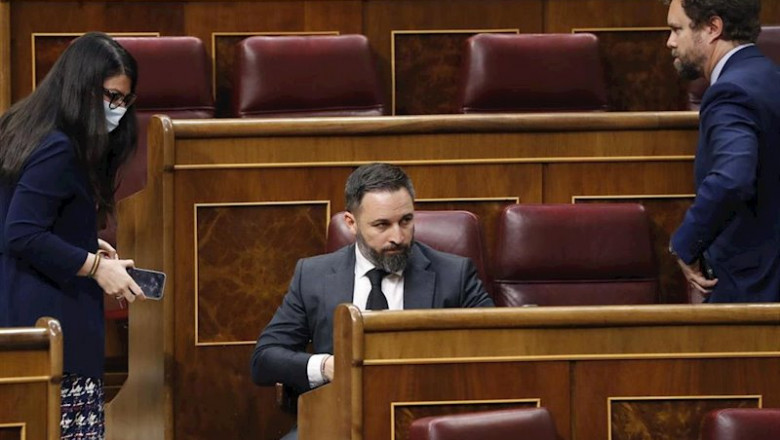 El líder de Vox, Santiago Abascal, y el portavoz de Vox en el Congreso, Iván Espinosa de los Monteros | Pool ep el lider de vox santiago abascal c y el portavoz de vox en el congreso ivan espinosa de los