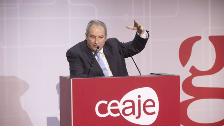 ep el ministro de industria y comercio jordi hereu i boher en su primer acto publico desde ep el ministro de industria y comercio jordi hereu i boher en su primer acto publico desde