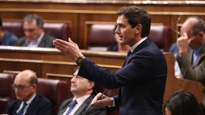 El presidente de Ciudadanos, Albert Rivera, realiza sus preguntas al presidente del Gobierno en funciones, Pedro Sánchez, durante la sesión de control al Gobierno en funciones, en Madrid (España) a 11 de septiembre de 2019. | Eduardo Parra - Europa Press ep el presidente de ciudadanos albert rivera realiza sus preguntas al presidente del gobierno en