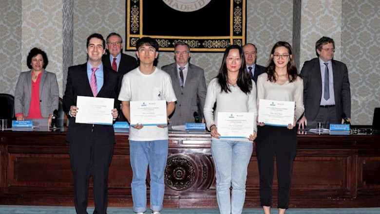 ep entrega de las becas de investigacion e internacionalizacion de la upm y el banco santander