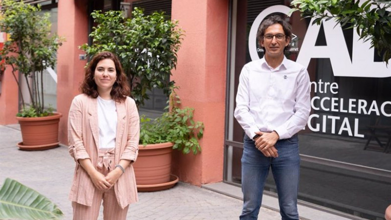 Firma del acuerdo entre VGED y ISDI. | ISDI Y VOLKSWAGEN ep firma del acuerdo entre vged y isdi