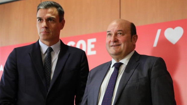 ep i-d el presidente del gobierno en funciones pedro sanchez mantiene una reunion con el presidente