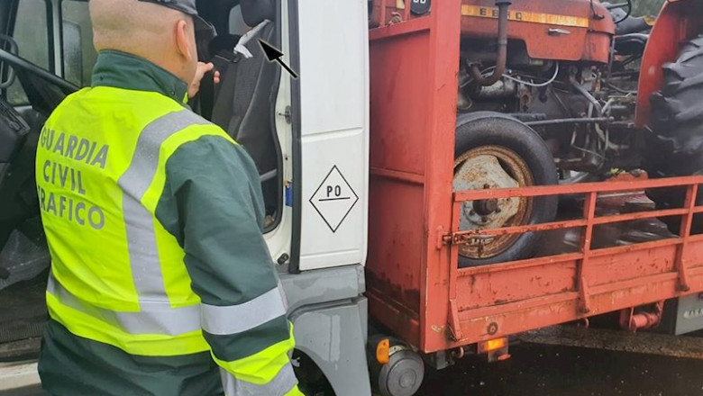 ep interceptado un camionero con el cinturon de seguridad atado con una bolsa de plastico en