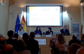 ep la scretaria de estado de igualdad en funciones soledad murillo y la directora de la agencia