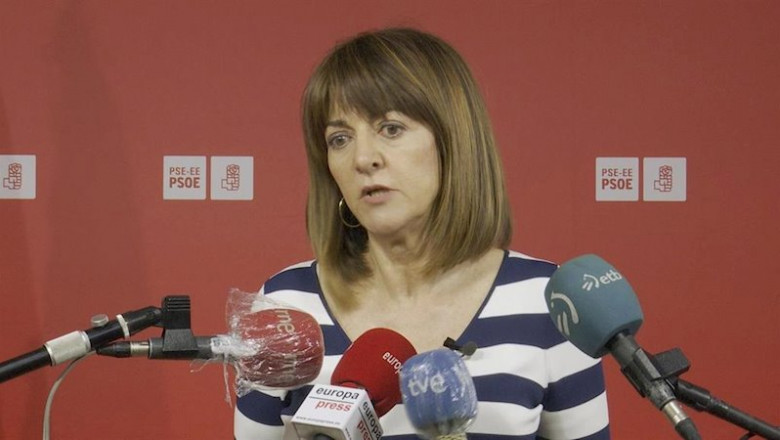 ep la secretaria general del pse-ee idoia mendia atiende a los medios de comunicacion tras el ataque