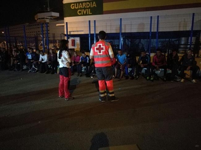 ep los voluntariosprestado ayudaalimentacionlos jovenes