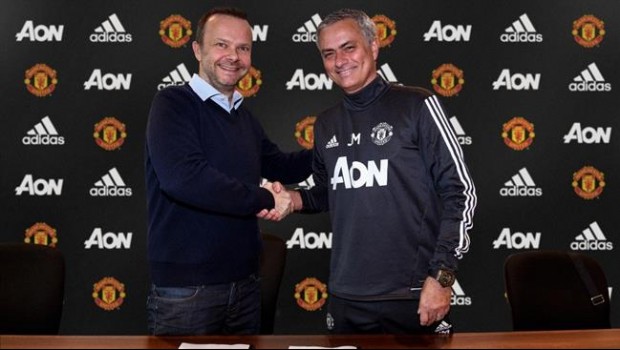 ep mourinho extiendecontratomanchester united2020