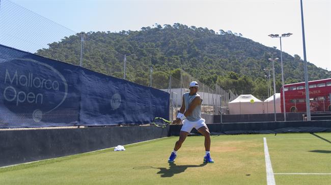 ep rafa nadalentrenamallorcapreparar wimbledon