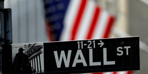 photo d un panneau indiquant wall street a manhattan aux etats unis 