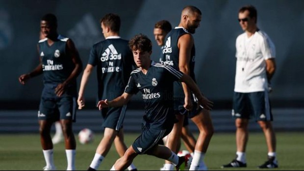 ep alvaro odriozola enentrenamientoreal madrid