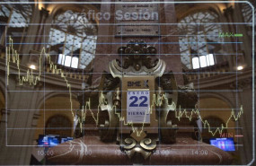 ep archivo - calendario colocado en el palacio de la bolsa en madrid espana a 22 de enero de 2021