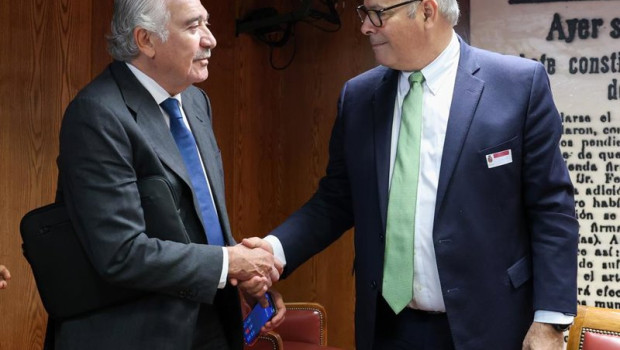 ep archivo   el consejero delegado de endesa jose damian bogas y el consejero delegado de iberdrola