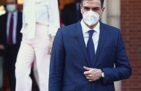 ep archivo   el presidente del gobierno pedro sanchez con la vicepresidenta segunda yolanda diaz en