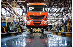 ep archivo   iveco y hedin mobility group firman un acuerdo para el traspaso de operaciones en los