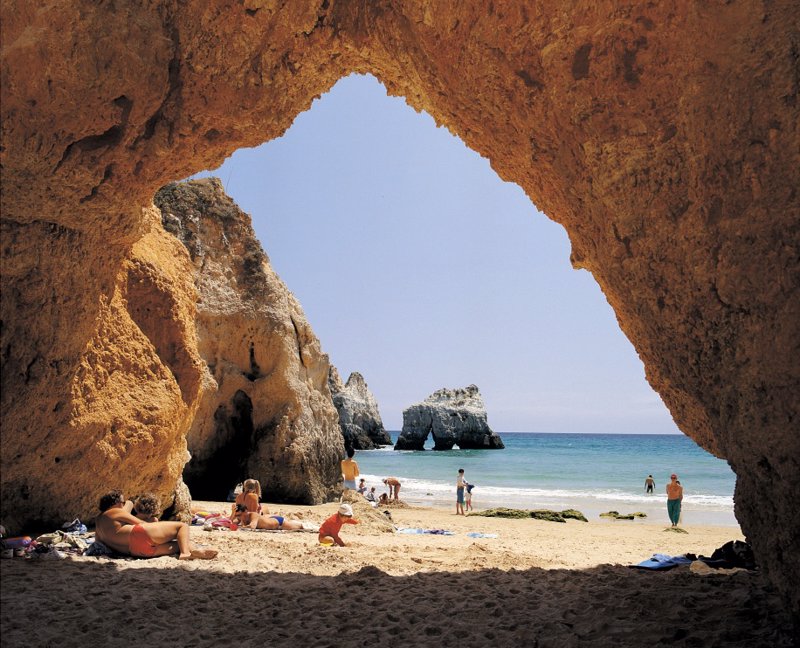 Economía/Turismo.-Los turistas españoles prevén unas vacaciones más largas con un mayor gasto este verano,según Marriott - Bolsamania.com