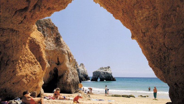 Archivo - Playa En El Algarve | EUROPA PRESS - Archivo ep archivo playa en el algarve
