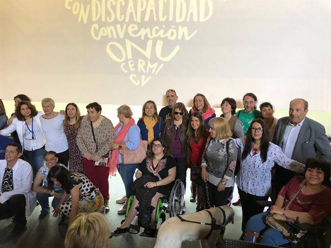 CERMI presenta una serie de sensibilización hacia mujeres con discapacidad | CERMI CV ep cermi presentaseriesensibilizacionmujeresdiscapacidad