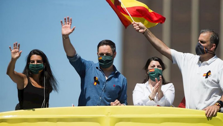 ep dirigentes de vox en la manifestacion de madrid contra el gobierno
