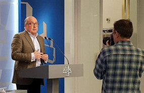 ep el portavoz parlamentario del pp carmelo barrio comparece en el parlamento vasco