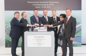 ep iniciola construccionla plantamotoresjawor polonia