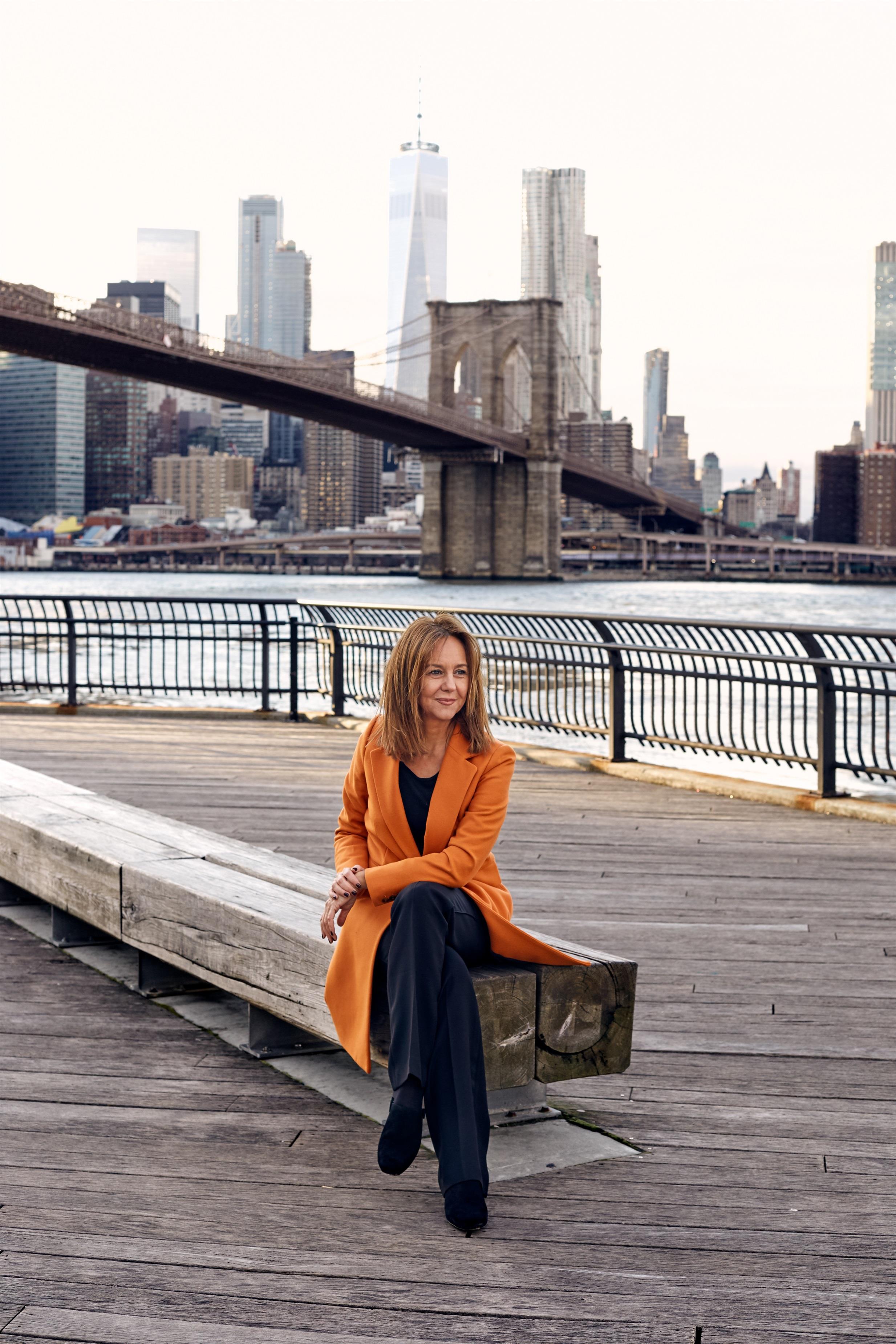 María Dueñas en Nueva York | CARLOS LUJÁN ep maria duenasnueva york