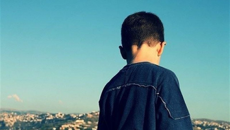 Niño de espaldas | SAVE THE CHILDREN - Archivo ep ninoespaldas