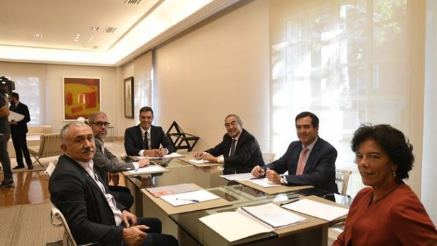 ep pedro sanchez presidela moncloaencuentroimpulsola formacion profe