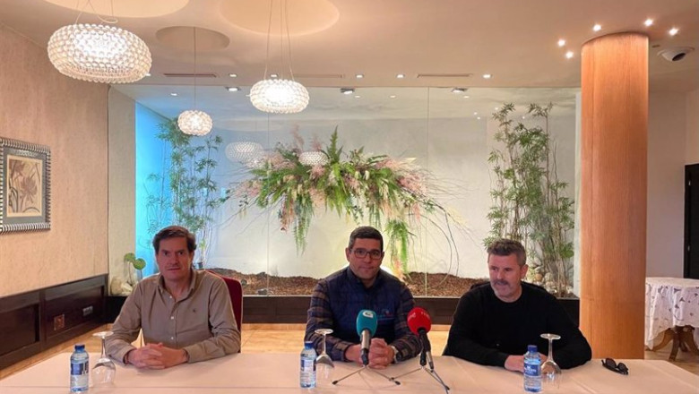 ep representantes de la asociacion de ganaderos agromuralla y del bufete juridico eskariam que ep representantes de la asociacion de ganaderos agromuralla y del bufete juridico eskariam que