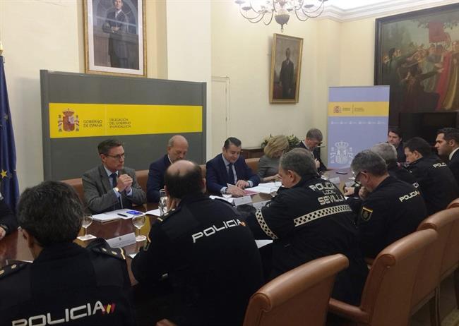 Reunión de coordinación de seguridad para el partido Sevilla-Bayern de Munich | DELEGACIÓN DEL GOBIERNO ep reunioncoordinacionseguridadpartido sevilla-bayernmunich
