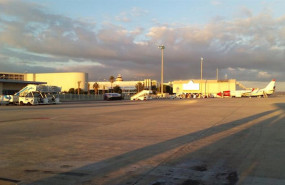 ep una pista del aeropuerto de sont sant joan palma