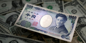 photo d archives le yen japonais et le dollar americain 