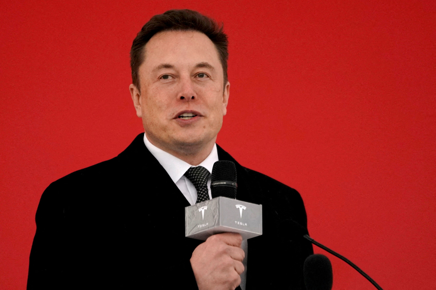 Musk niega haber mantenido una aventura con la exmujer del cofundador de Google