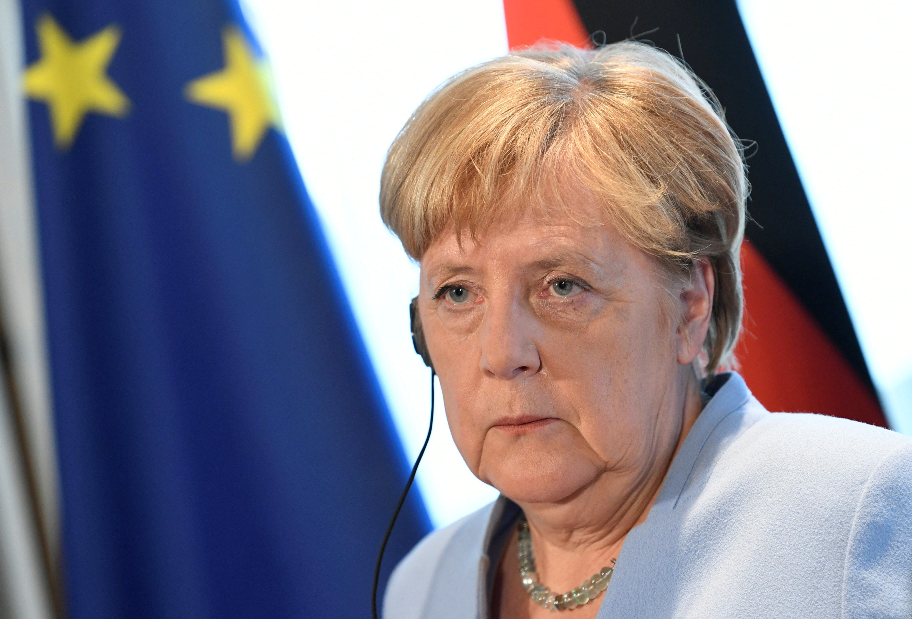 brexit-merkel-s-explique-sur-les-30-jours-evoques-mercredi