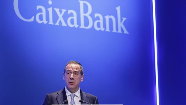 ep archivo   el ceo de caixabank gonzalo gortazar durante la junta general ordinaria de accionistas