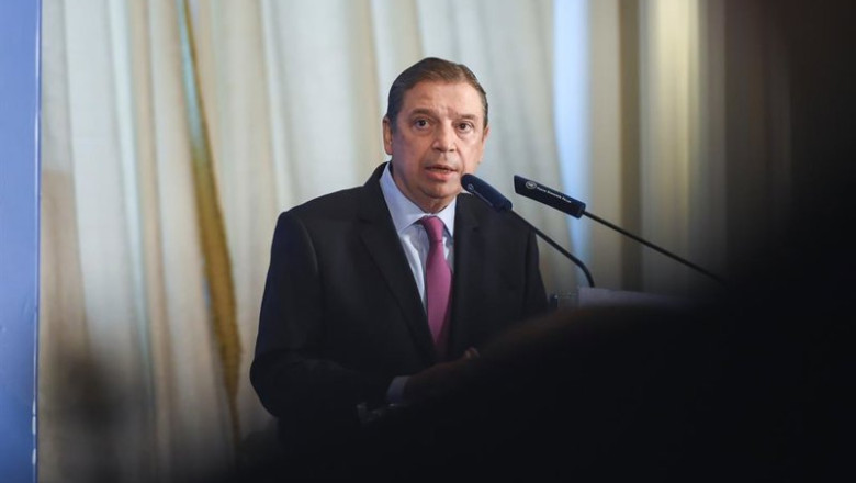 Archivo - El ministro de Agricultura, Luis Planas, durante un desayuno informativo de Fórum Europa, en el Hotel Mandarin Oriental Ritz de Madrid, a 18 de septiembre de 2025, en Madrid (España). | Gustavo Valiente - Europa Press - Archivo ep archivo el ministro de agricultura luis planas durante un desayuno informativo de forum europa