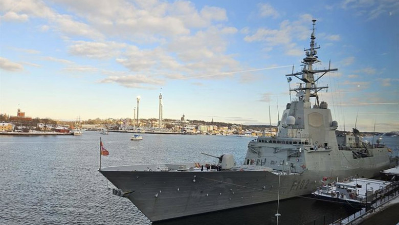 ep archivo   la fragata f 102 almirante juan de borbon de la armada