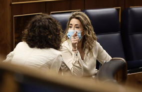 ep archivo   la ministra de hacienda y funcion publica maria jesus montero i y la ministra de