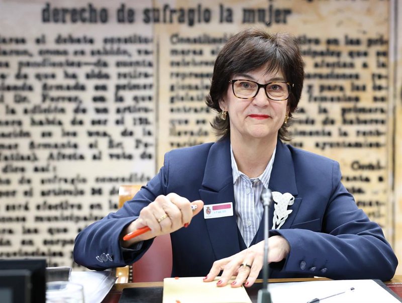 https://img4.s3wfg.com/web/img/images_uploaded/1/2/ep_archivo_-_la_presidenta_de_la_comision_nacional_de_los_mercados_y_la_competencia_cnmc_cani_20260421085704.jpg