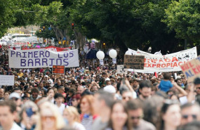 ep archivo   miles de personas se manifiestan en malaga por el derecho a la vivienda