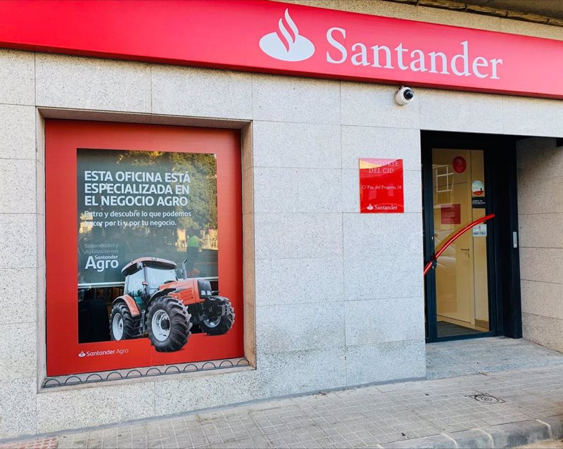 Fitch mantiene la calificación de Banco Santander en A-, con perspectiva estable