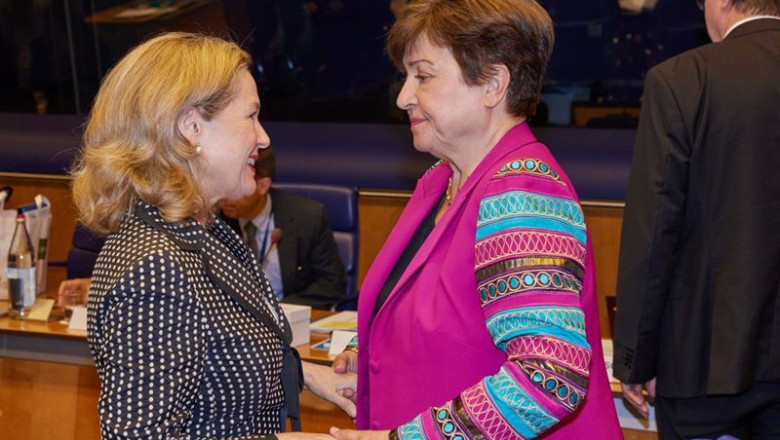 ep archivo spains vice prime minister and minister for finance nadia calvino and kristalina ep archivo spains vice prime minister and minister for finance nadia calvino and kristalina